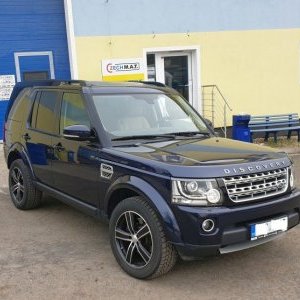 foto Land Rover Discovery 3.0 HSE SDV6 automat 183kW